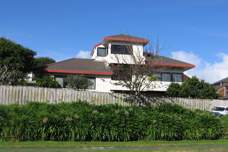 Photo of property in 2/81 Eugenia Rise, Totara Heights, Auckland, 2105