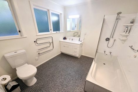 Photo of property in 66 Collier Avenue, Karori, Wellington, 6012