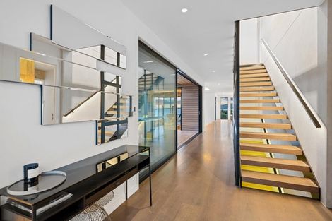 Photo of property in 24 Seacliffe Avenue, Belmont, Auckland, 0622