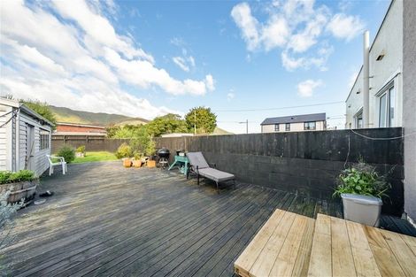 Photo of property in 52 Durham Crescent, Fairfield, Lower Hutt, 5011