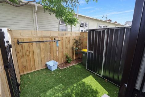 Photo of property in 1/4 Collingwood Street, Waterloo, Lower Hutt, 5011