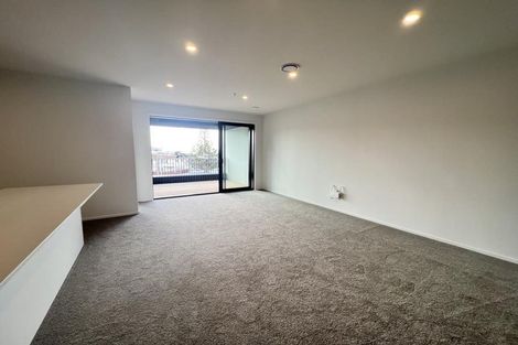 Photo of property in 303/2u Onepu Road, Kilbirnie, Wellington, 6022
