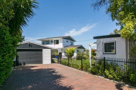 Photo of property in 7 Church Road, Taradale, Napier, 4112