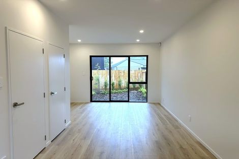 Photo of property in 55 Paetai Lane, Te Atatu Peninsula, 0610