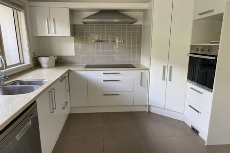 Photo of property in 58 English Oak Drive, Schnapper Rock, Auckland, 0632