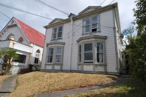 Photo of property in 180-182 Ohiro Road, Brooklyn, Wellington, 6021