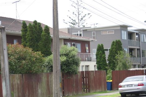 Photo of property in 7/773 Beach Road, Browns Bay, Auckland, 0630