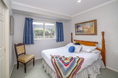 Photo of property in 10 Oak View Place, Greytown, 5712