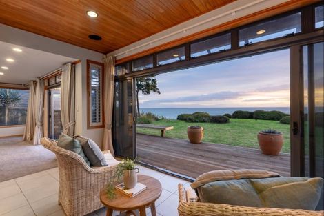 Photo of property in 339a Oceanbeach Road, Mount Maunganui, 3116