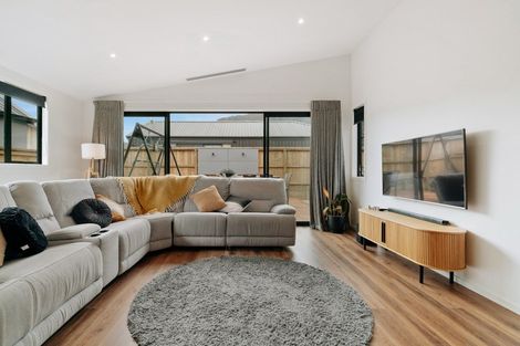 Photo of property in 62 Muster Road, Jacks Point, 9371