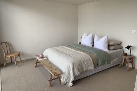 Photo of property in 1a/5 Park Rise, Campbells Bay, Auckland, 0630
