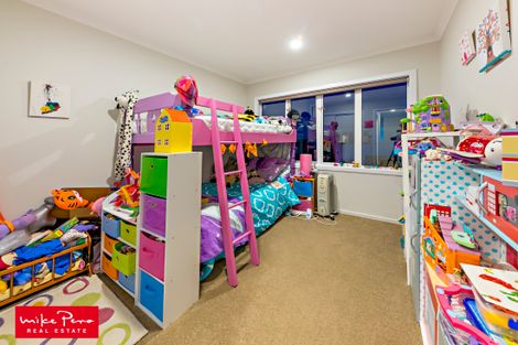 Photo of property in 10 Fernly Rise, Flat Bush, Auckland, 2019