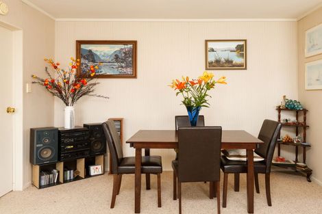 Photo of property in 5a Carroll Street, Palmerston North, 4410