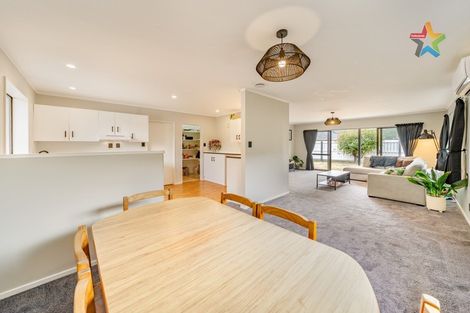 Photo of property in 286f1- Fergusson Drive, Heretaunga, Upper Hutt, 5018