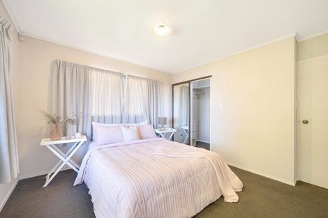 Photo of property in 26 Garton Drive, Massey, Auckland, 0614