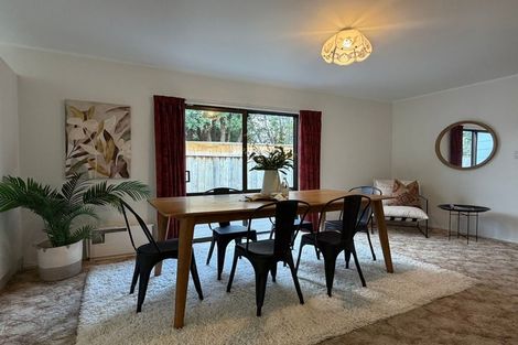 Photo of property in 16 Willowstream Grove, Cloverlea, Palmerston North, 4412
