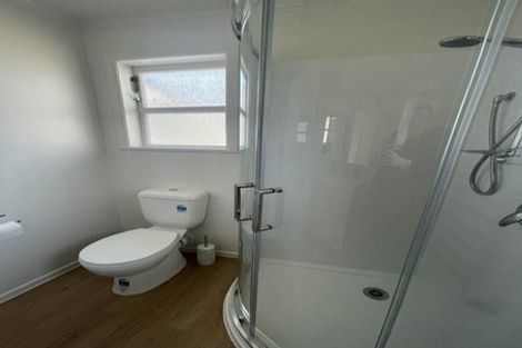 Photo of property in 5 Birdie Place, Red Beach, 0932