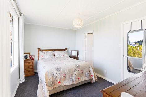 Photo of property in 11 Skibo Street, Kew, Dunedin, 9012