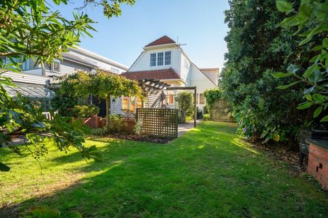 Photo of property in 9 Falkirk Avenue, Seatoun, Wellington, 6022