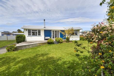 Photo of property in 1 High Street, Bulls, 4818