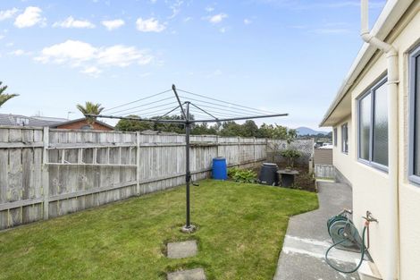 Photo of property in 64 Branch Road, Highlands Park, New Plymouth, 4312