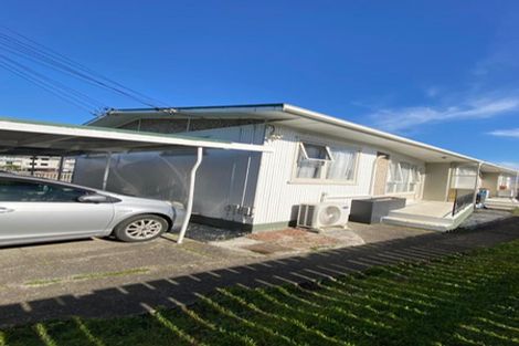 Photo of property in 24 Michelle Place, Mangere, Auckland, 2022