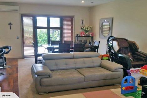 Photo of property in 140 Gills Road, Albany Heights, Auckland, 0632