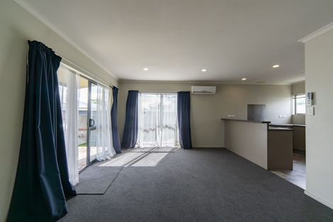 Photo of property in 7 Saint Lukes Place, Bader, Hamilton, 3206