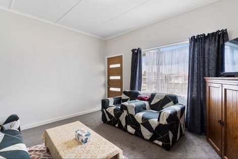 Photo of property in 108 Manuroa Road, Takanini, 2112