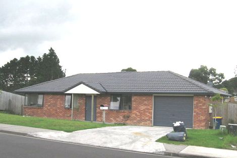 Photo of property in 21 Jadewynn Drive, Massey, Auckland, 0614