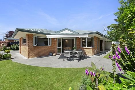 Photo of property in 16 Webster Street, Westown, New Plymouth, 4310