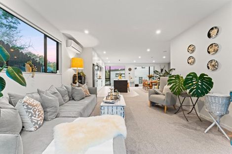 Photo of property in 37b Hythe Terrace, Mairangi Bay, Auckland, 0630