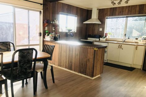 Photo of property in 11 Makarini Street, Paraparaumu, 5032