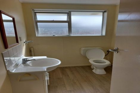 Photo of property in 40f2- Hudson Avenue, Ebdentown, Upper Hutt, 5018