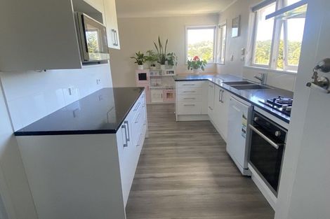 Photo of property in 13 Castleton Street, Birkdale, Auckland, 0626