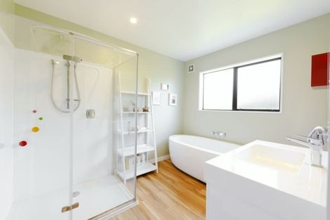 Photo of property in 6 Wiltshire Mews, Avonhead, Christchurch, 8042