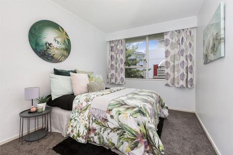 Photo of property in 45 Hicks Close, Whitby, Porirua, 5024