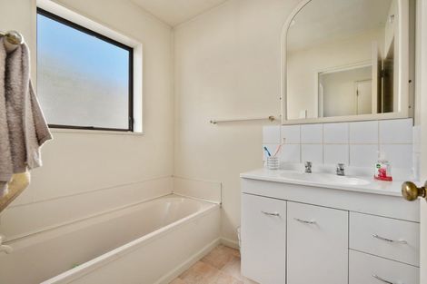 Photo of property in 2/8 Angela Street, Upper Riccarton, Christchurch, 8041