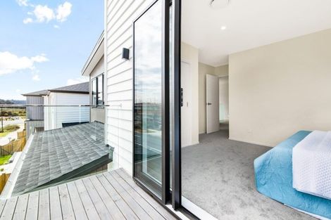 Photo of property in 15 Kearns Drive, Hobsonville, Auckland, 0616