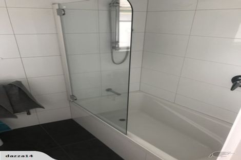 Photo of property in 35 Oswald Crescent, Paparangi, Wellington, 6037