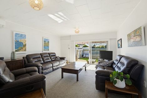 Photo of property in 203b Mclean Street, Saint Leonards, Hastings, 4120