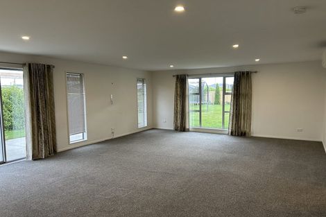 Photo of property in 24 Burnham School Road, Rolleston, 7614