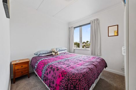 Photo of property in 2/35 Kotare Street, Hilltop, Taupo, 3330