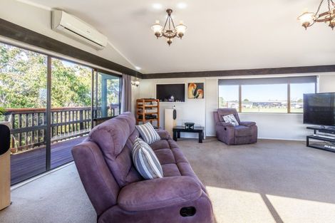 Photo of property in 22 Anzac Avenue, Onekawa, Napier, 4110