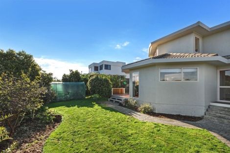 Photo of property in 48 Molyneux Close, Whitby, Porirua, 5024
