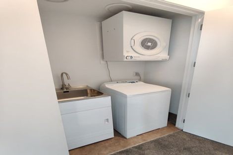 Photo of property in 6/11 Carlos Drive, Flat Bush, Auckland, 2016