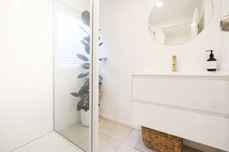 Photo of property in 3/3 Sydney Street, Hauraki, Auckland, 0622