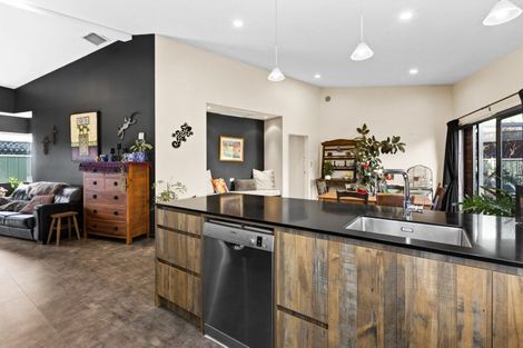 Photo of property in 9 Chelsea Drive, Taradale, Napier, 4112