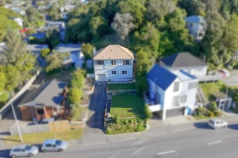 Photo of property in 92 Newlands Road, Newlands, Wellington, 6037