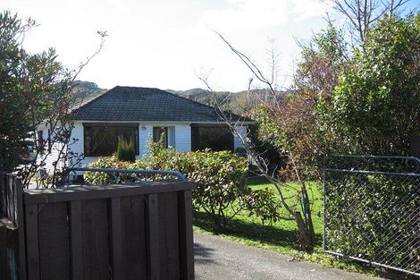 Photo of property in 50 Hyde Street, Wainuiomata, Lower Hutt, 5014